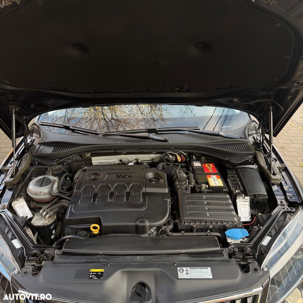 Skoda Superb 2.0 TDI DSG Ambition - 5