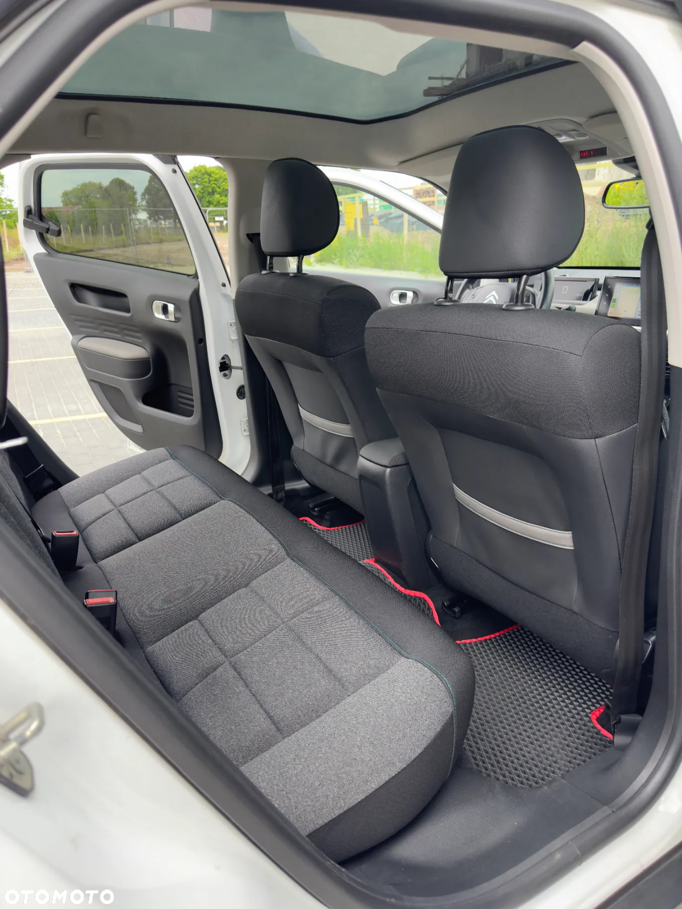 Citroën C4 Cactus 1.2 PureTech Shine Edition S&S - 9