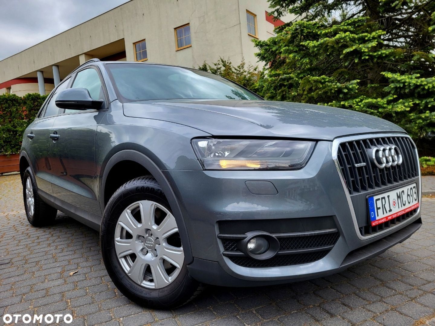 Audi Q3 - 1