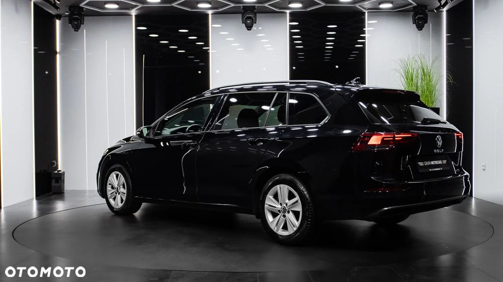 Volkswagen Golf Variant 1.5 eTSI EVO Life DSG - 4