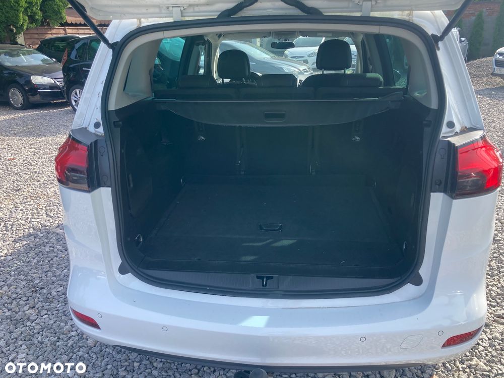Opel Zafira - 10