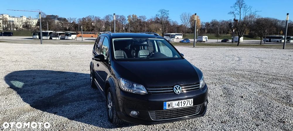 Volkswagen Touran 1.4 TSI DSG Cross - 13