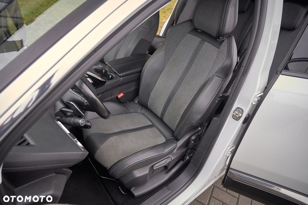 Peugeot 5008 BlueHDi 130 EAT8 Allure Pack - 24