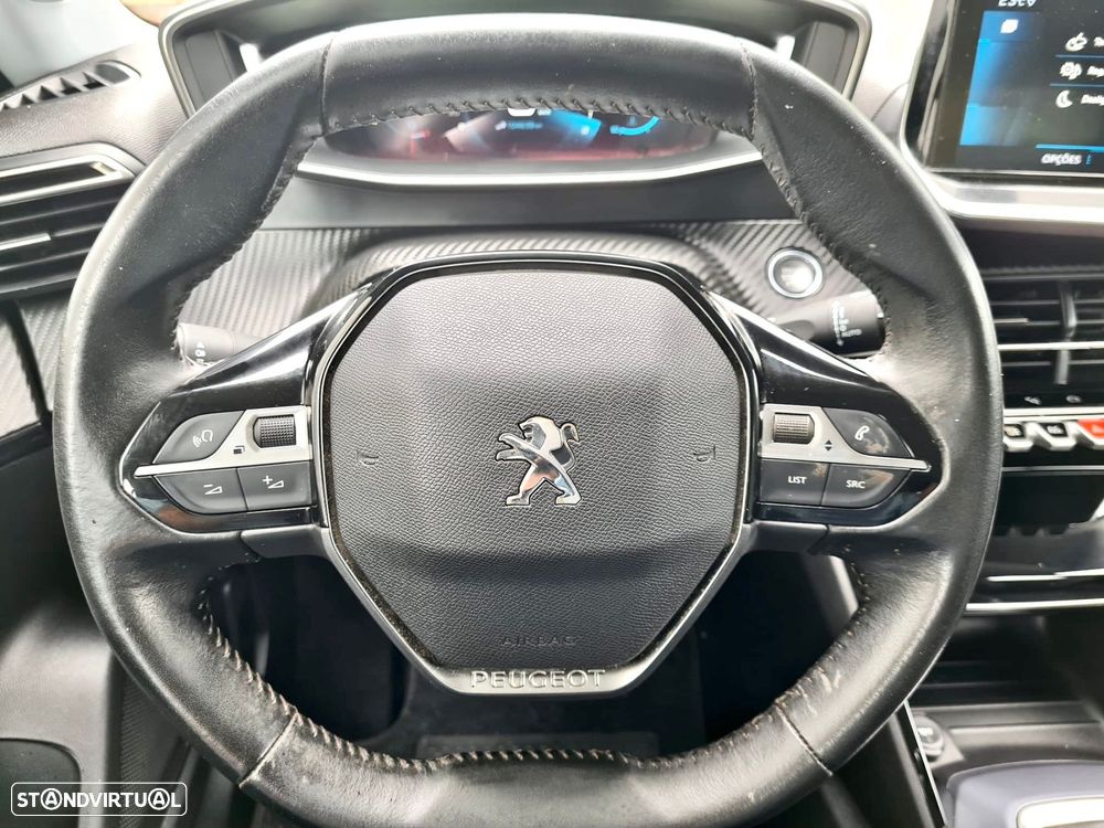 Peugeot 2008 PureTech 130 Allure Pack - 39