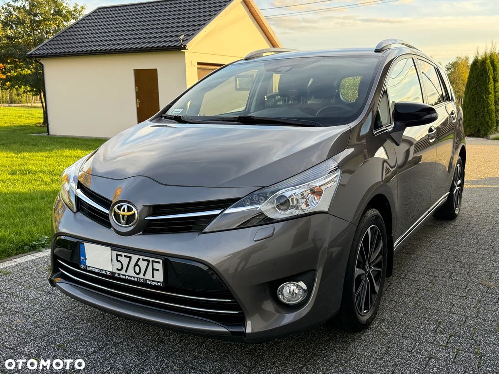 Toyota Verso - 12