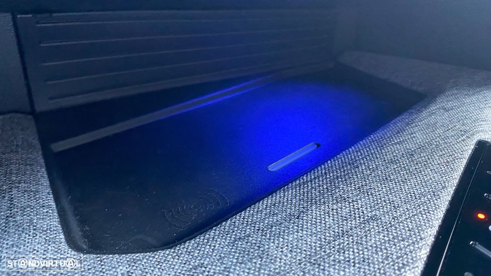 Peugeot E-3008 73 kWh Allure - 52