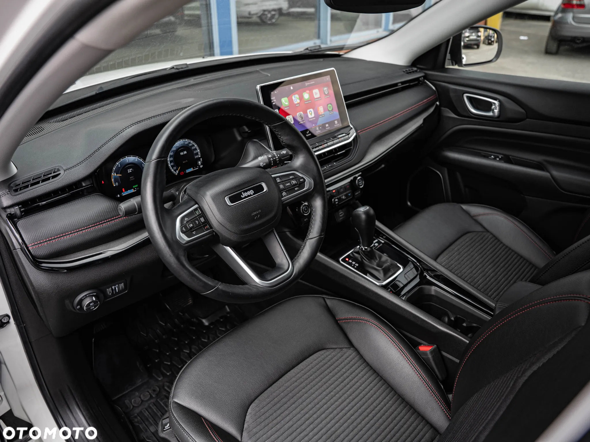 Jeep Compass - 22