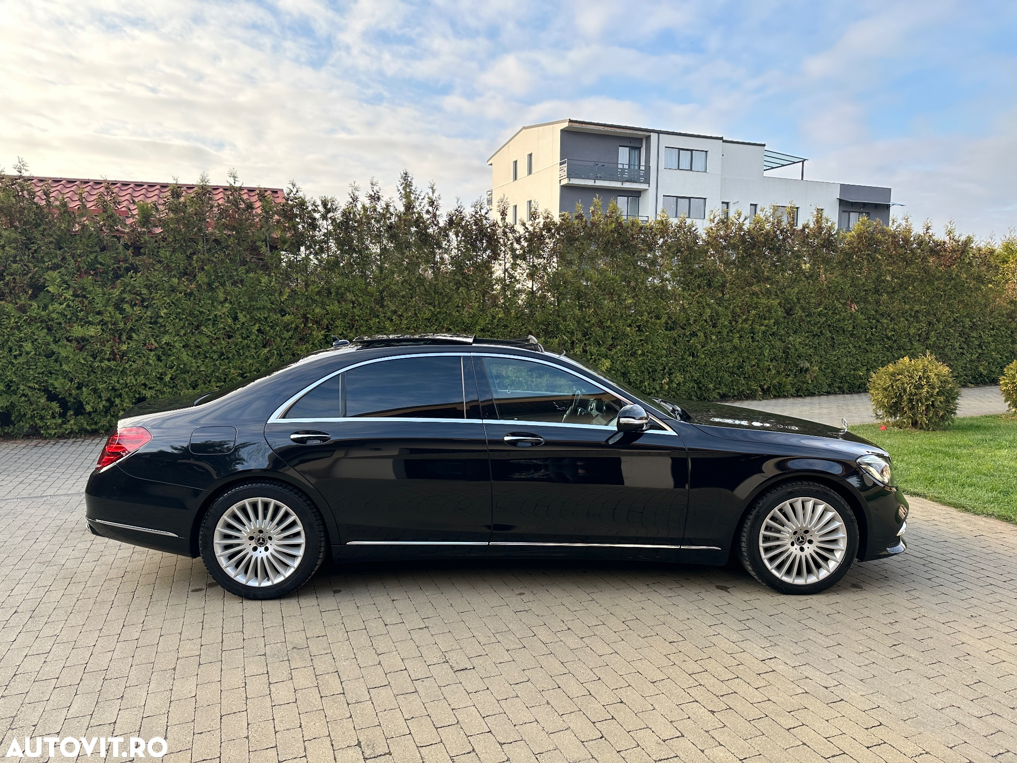 Mercedes-Benz S 350 d L 9G-TRONIC - 36