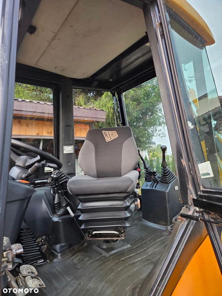 JCB 2CX - 20