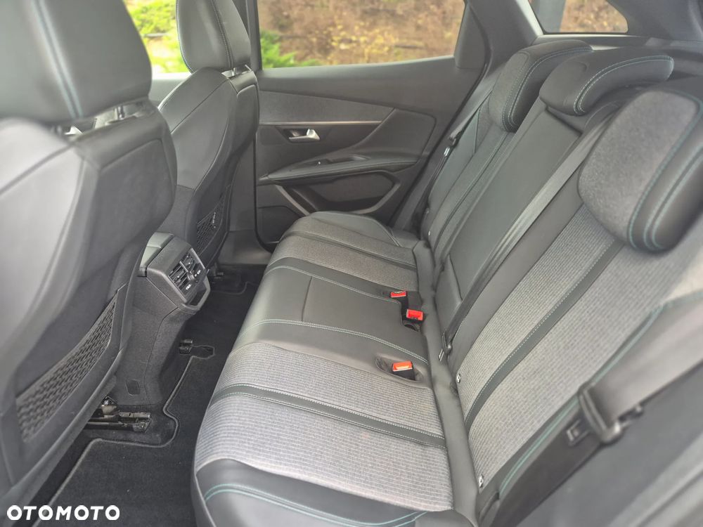 Peugeot 3008 225 e-EAT8 Allure Pack - 18