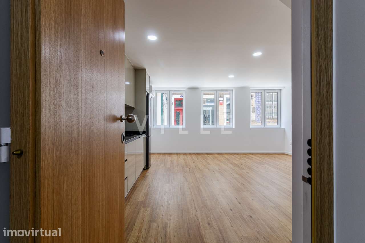 Apartamento T2 Duplex com entradas independentes - Grande imagem: 2/41