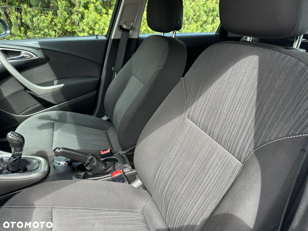 Opel Astra 1.7 CDTI Essentia - 14
