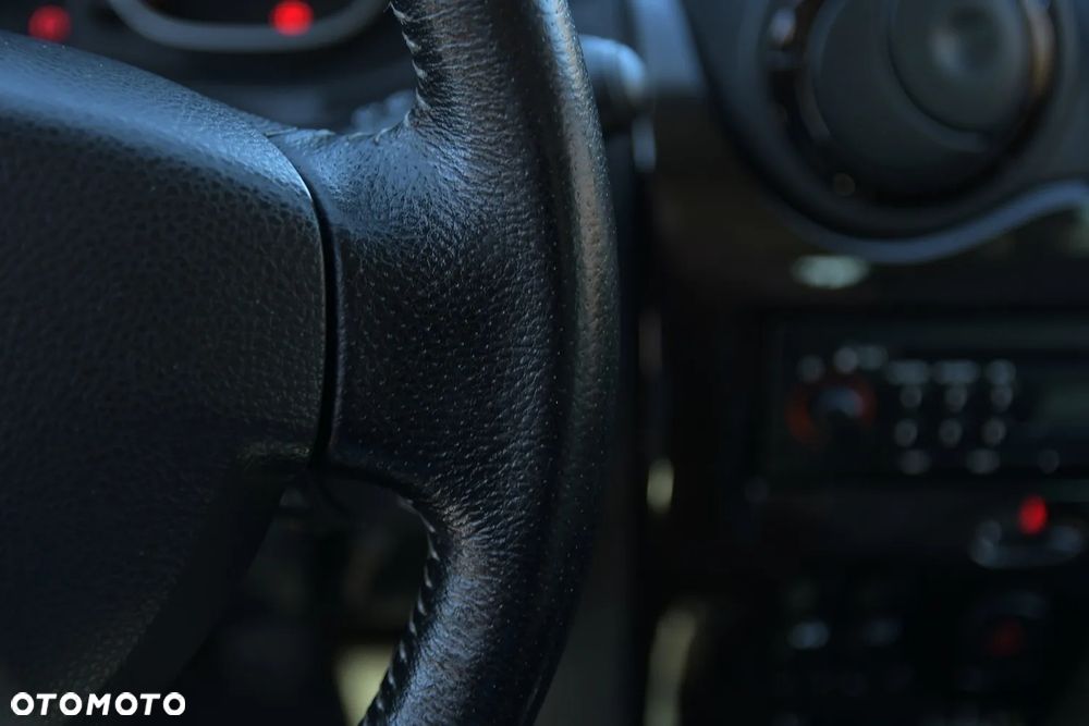 Dacia Duster 1.6 SL Aventure - 29