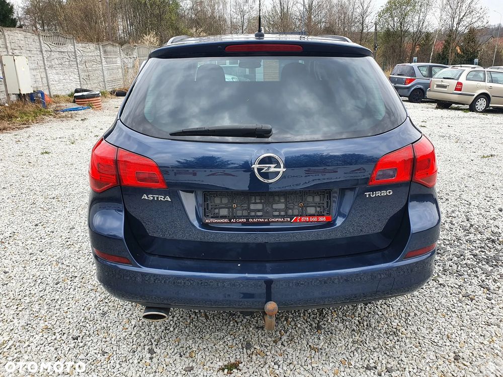 Opel Astra 1.4 Turbo - 4
