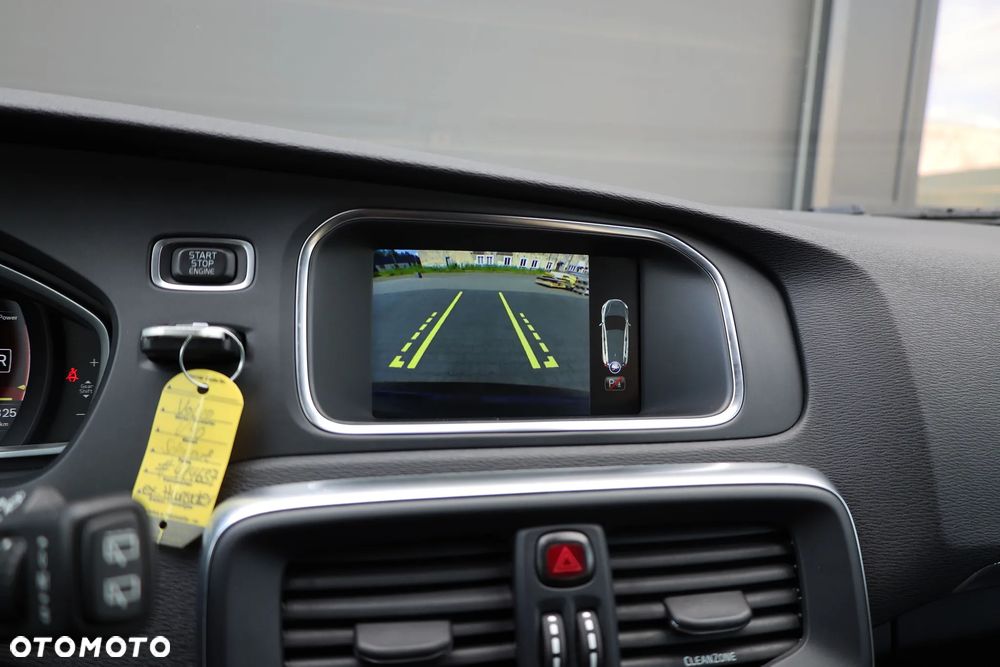 Volvo V40 T2 Inscription - 11