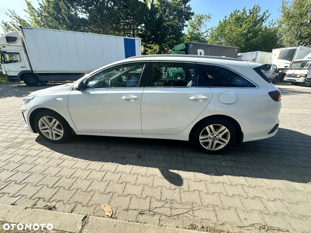Kia Ceed - 4