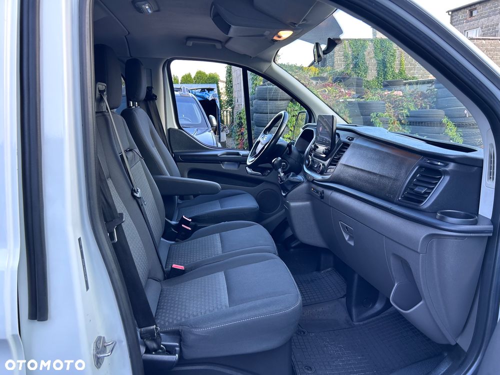 Ford Transit Custom - 13
