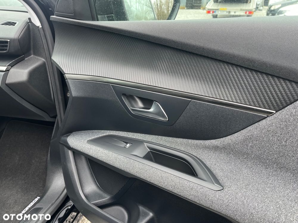 Peugeot 3008 BlueHDi 130 Stop & Start EAT8 Allure - 14