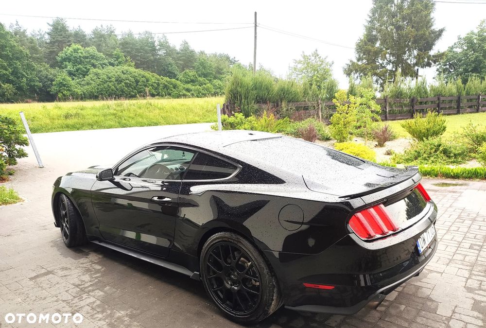 Ford Mustang 2.3 Eco Boost - 2