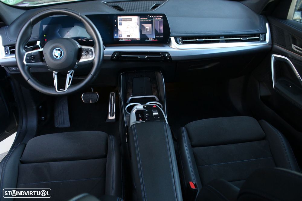 BMW iX1 xDrive30 Pack Desportivo M - 44