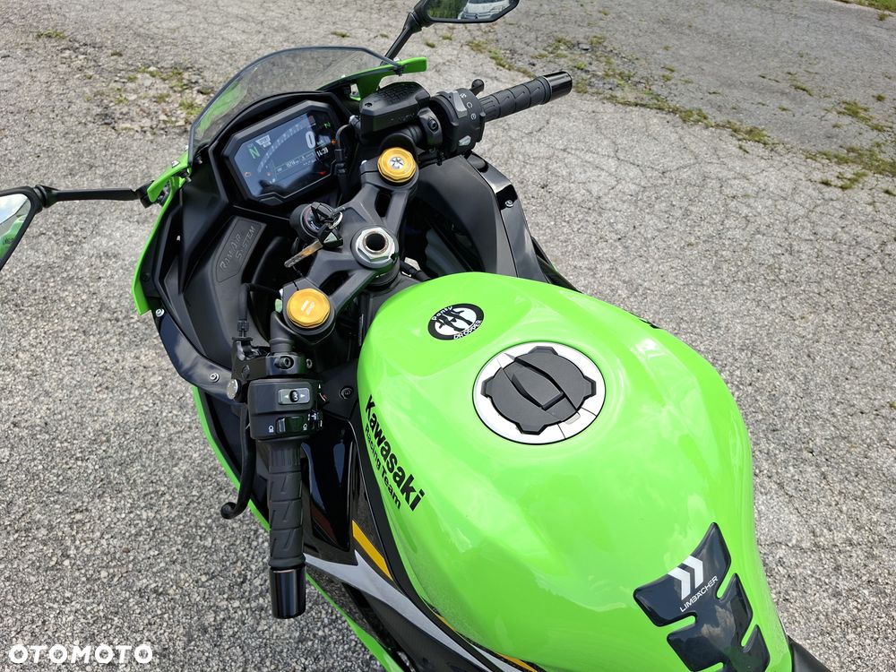 Kawasaki Ninja 400 - 9
