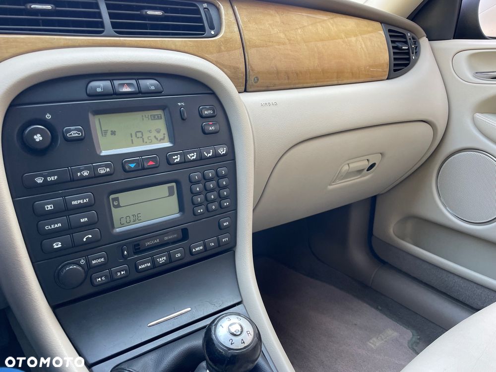 Jaguar X-Type Estate 2.0 V6 Executive - 8