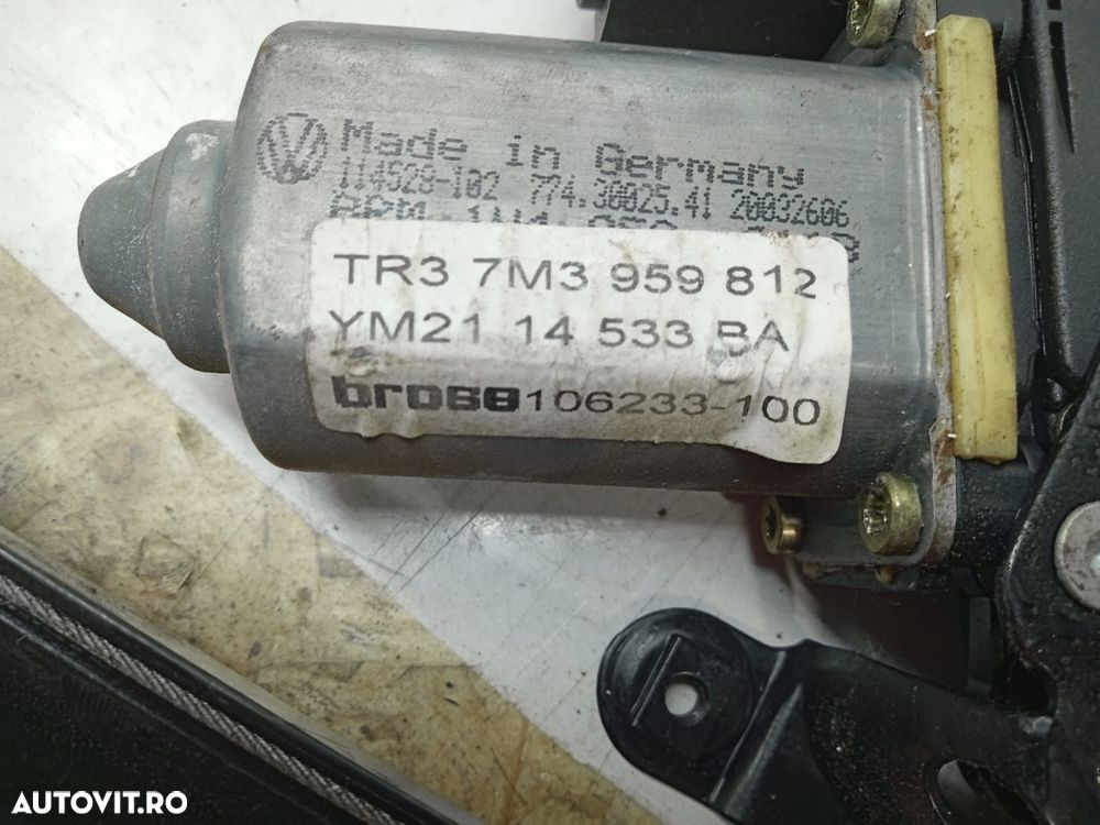 Macara geam dreapta spate 7m3959812 Ford Galaxy 1 [facelift] [2000 - - 3