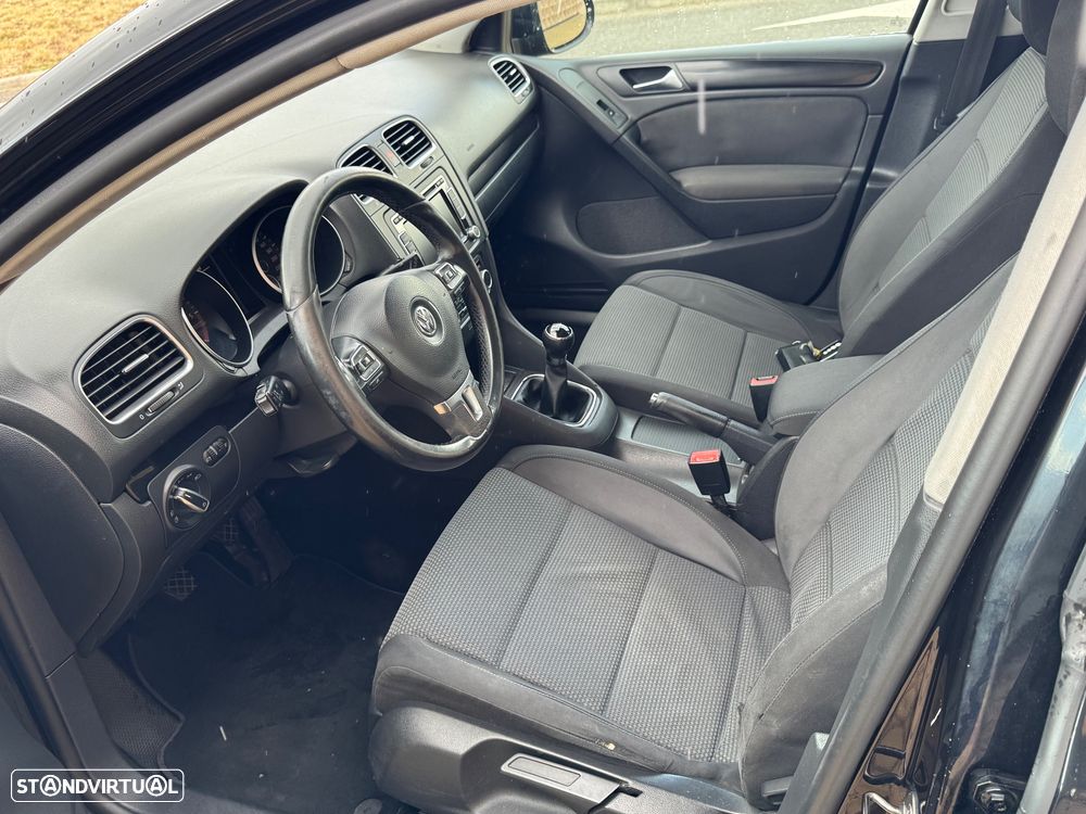 VW Golf 1.6 TDi Confortline - 6
