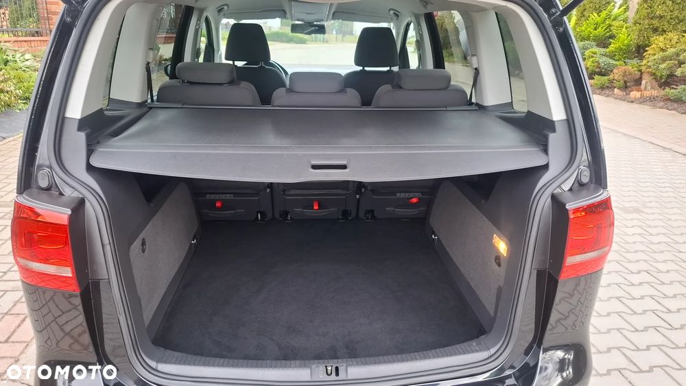 Volkswagen Touran 1.4 TSI DSG Highline - 9