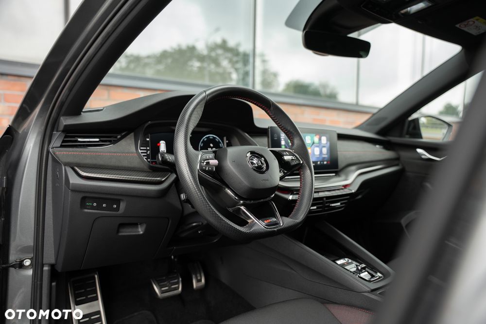 Skoda Octavia 2.0 TDI DSG 4x4 RS - 24