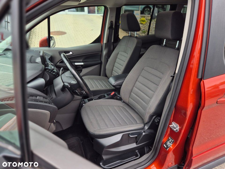 Ford Tourneo Connect - 19