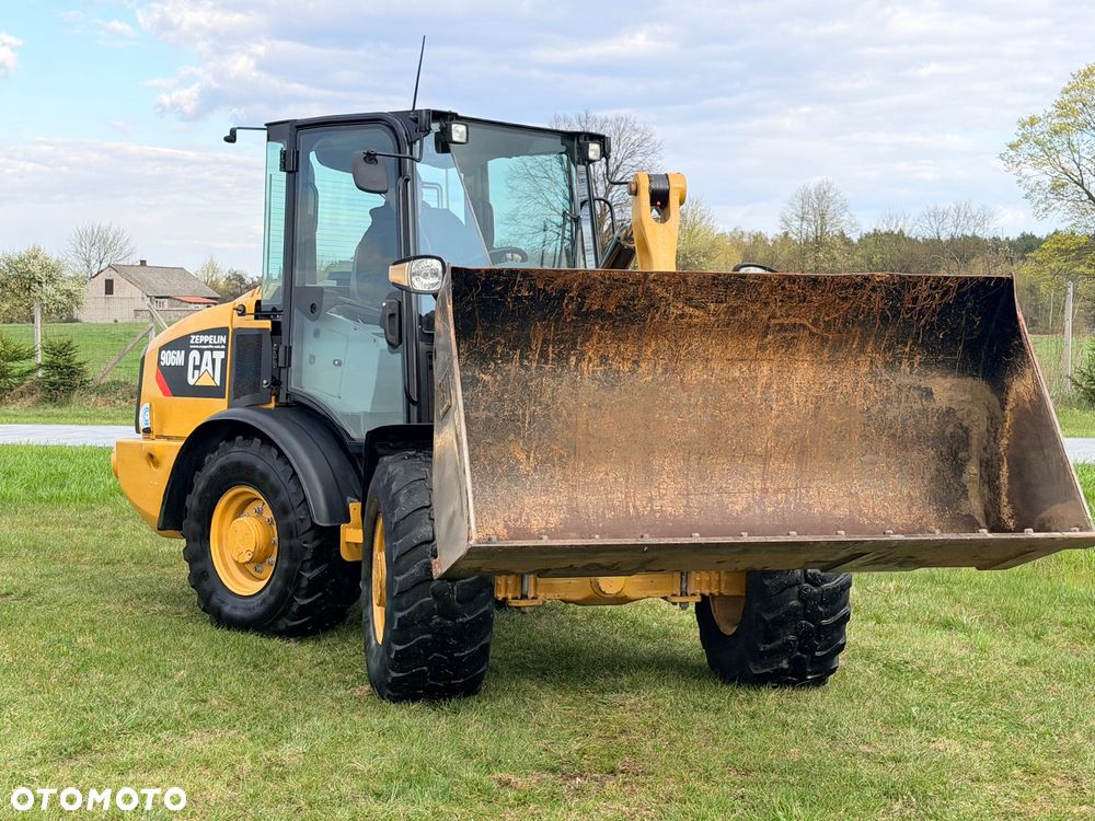 Caterpillar Ładowarka łamana 906M Cat łyżka widły 907 908 5 6 ton SZYBKOZŁĄCZE HYDRAULICZNE dodatkowe linie ZAMIATARKA za dopłatą - 39