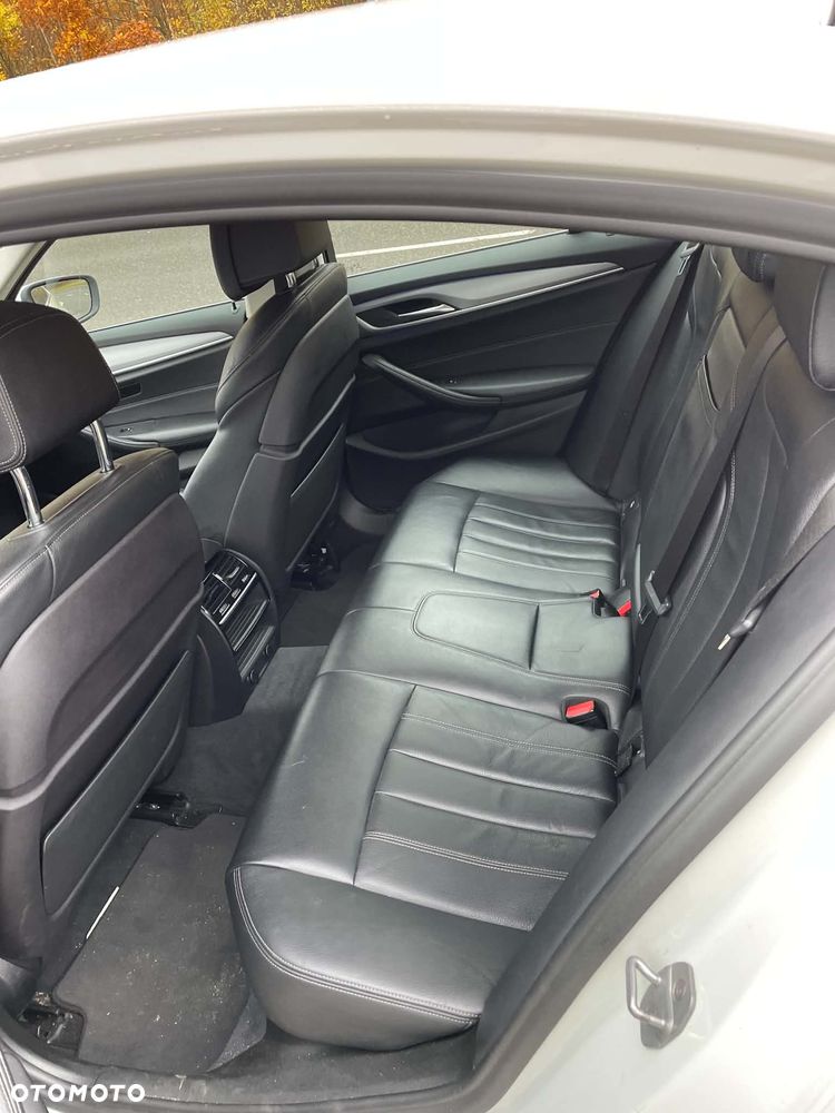 BMW Seria 5 - 10