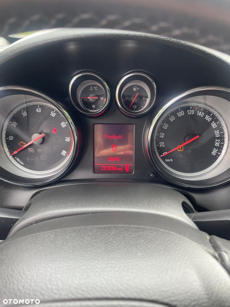 Opel Astra 1.4 T EU6 - 18