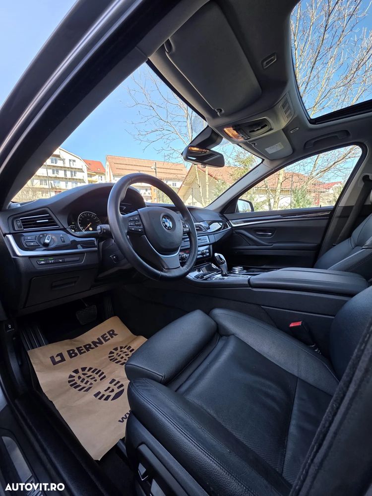 BMW Seria 5 520d Aut. Luxury Line - 22