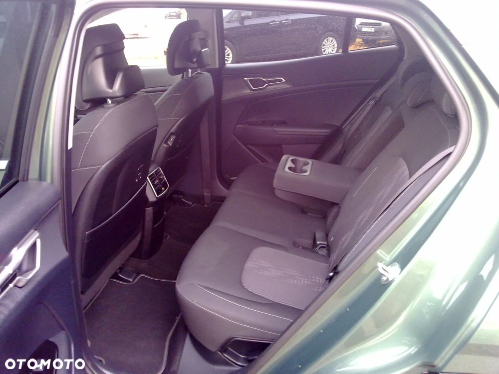 Kia Sportage 1.6 T-GDI AWD Plug-in Hybrid Paket Spirit - 16