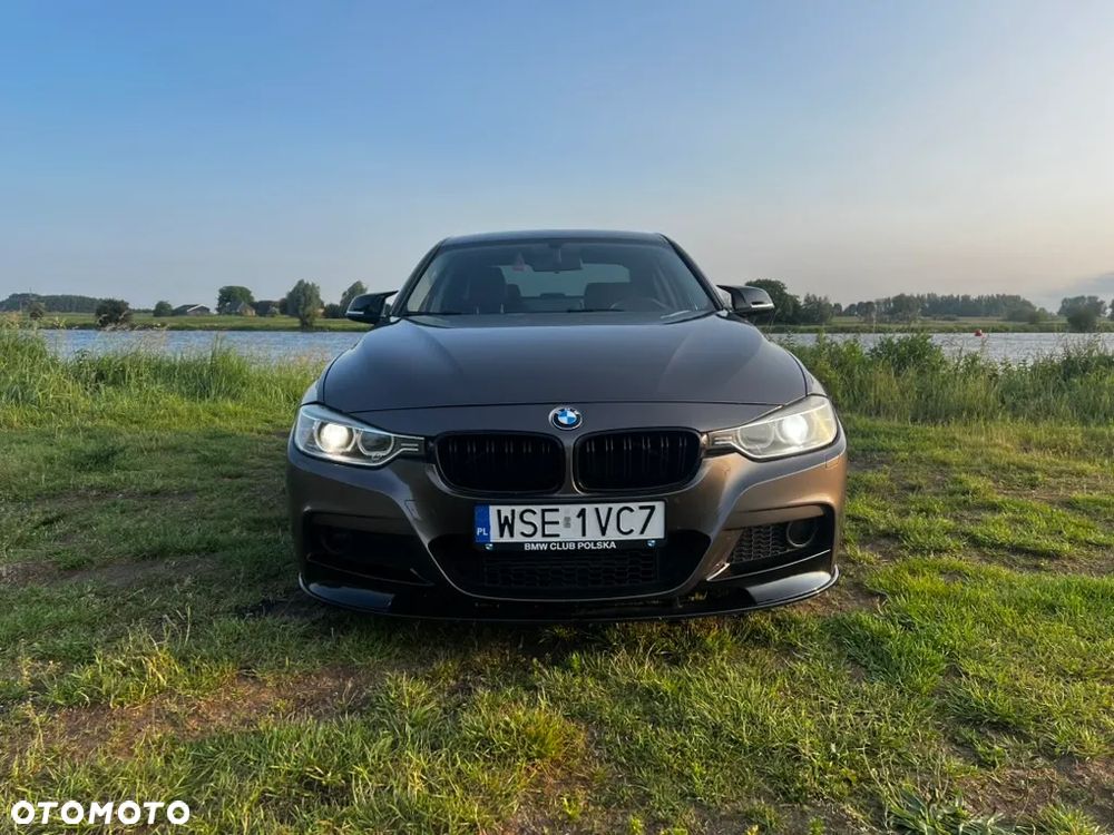 BMW Seria 3 320i Efficient Dynamics Edition Sport Line - 12