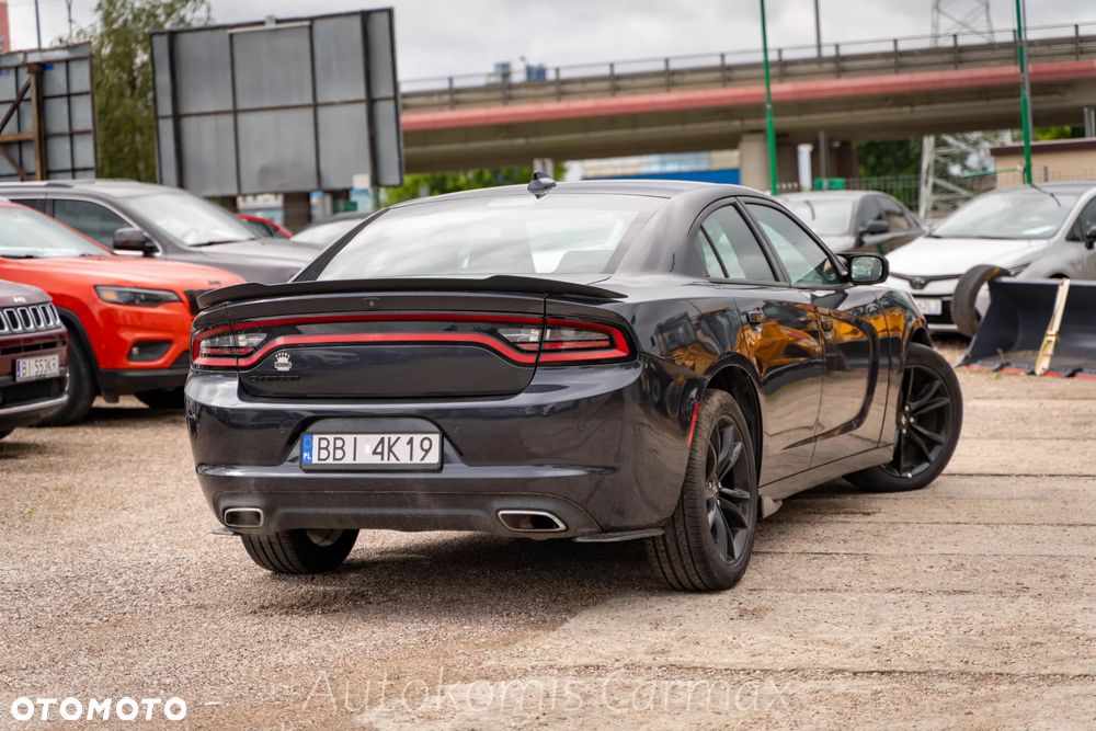 Dodge Charger - 8