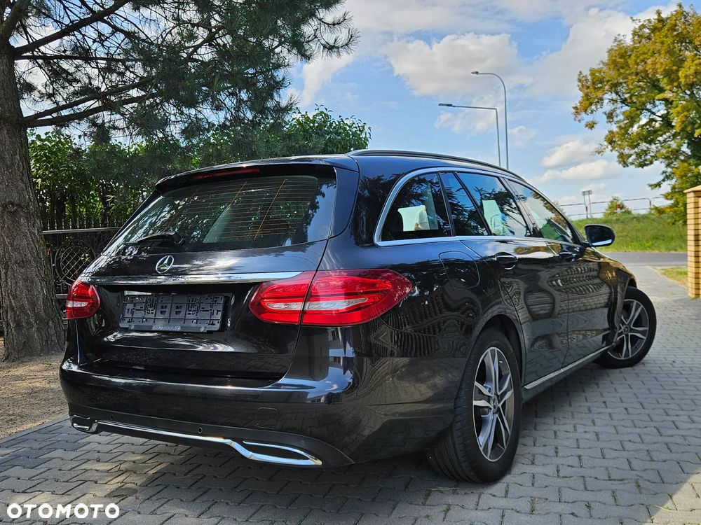 Mercedes-Benz Klasa C 180 9G-TRONIC - 4