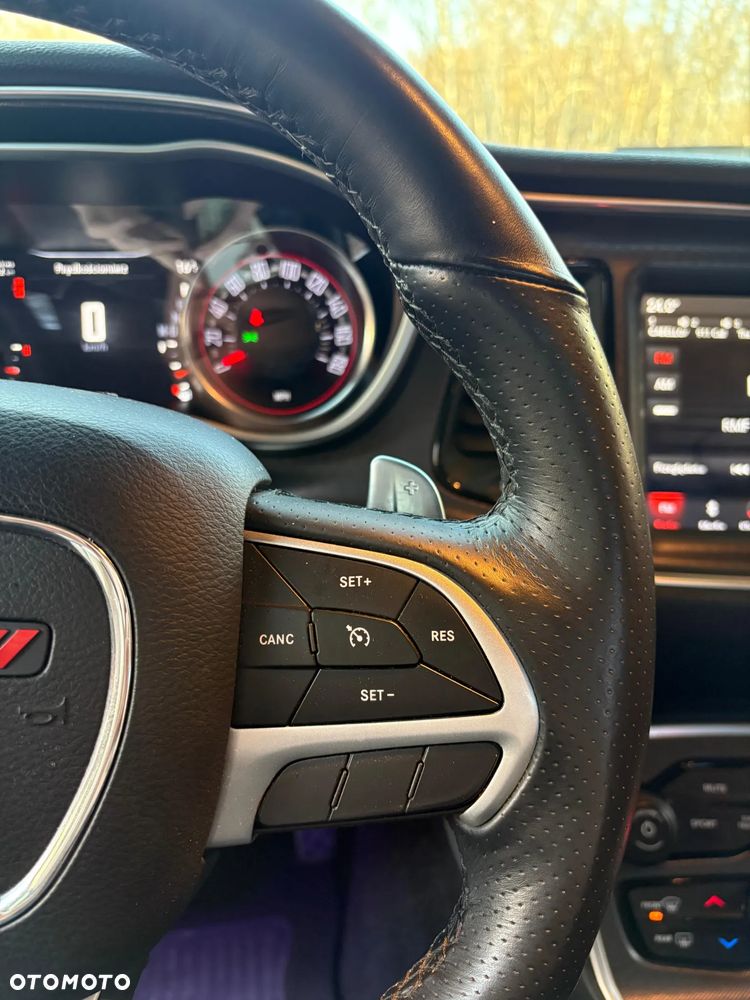 Dodge Challenger 6.4 Scat Pack - 15