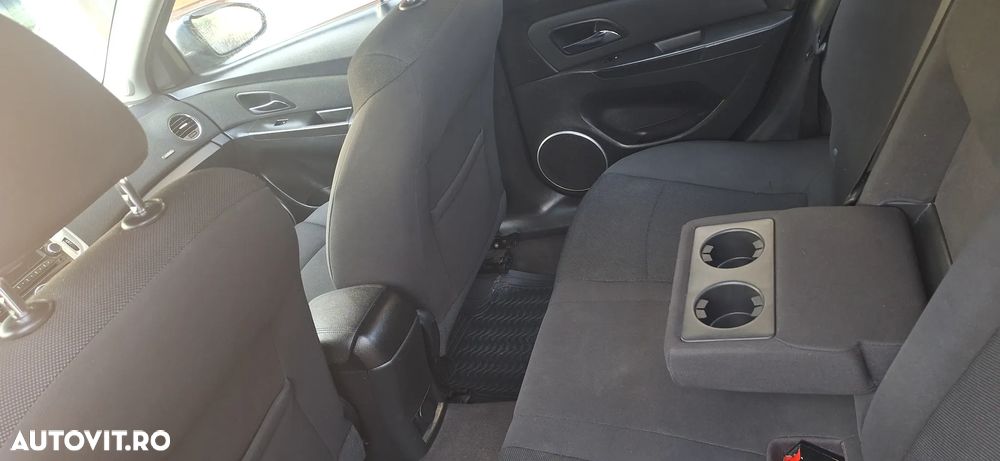 Chevrolet Cruze - 6