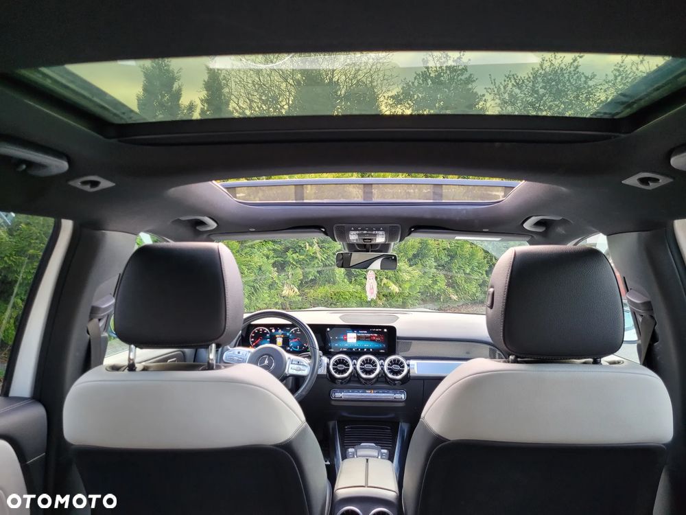 Mercedes-Benz GLB 250 4-Matic AMG Line 8G-DCT - 21