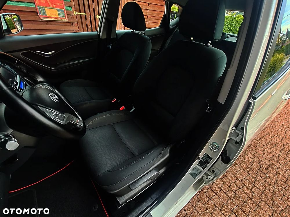Hyundai ix20 - 32