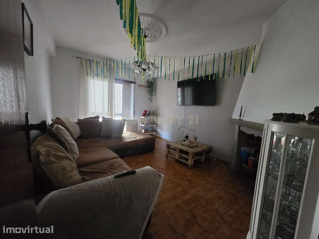 APARTAMENTO T3 - A Luz, o Espaço e a Localização que Fazem a Diferença - Grande imagem: 5/10