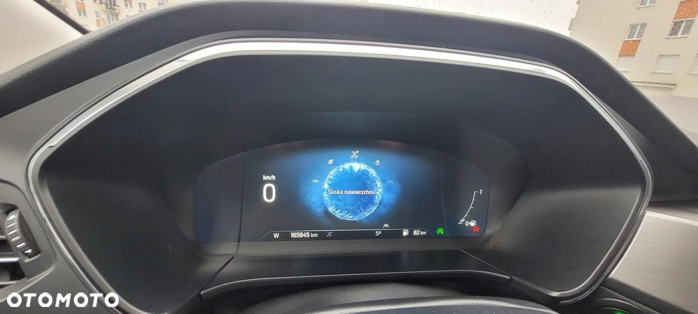 Ford Kuga 2.0 TDCi 2x4 Titanium - 12