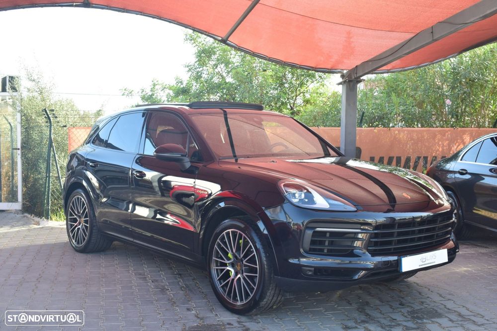 Porsche Cayenne E-Hybrid - 1
