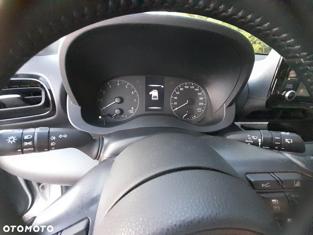 Toyota Yaris 1.5 Comfort - 9