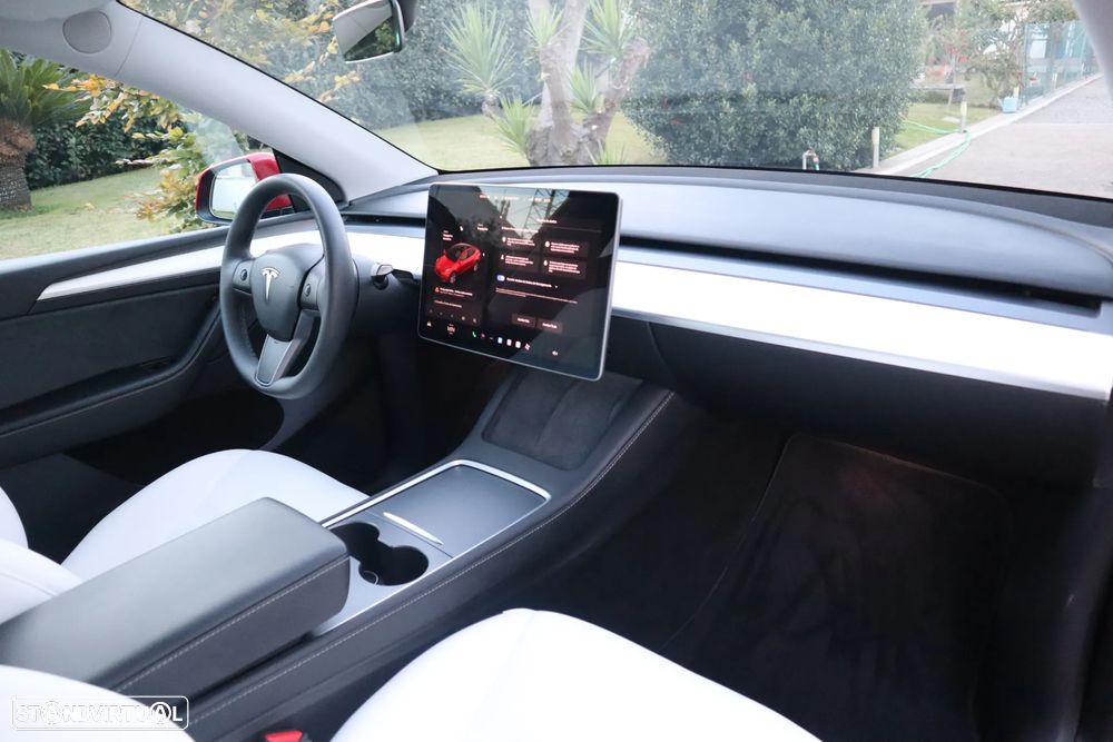 Tesla Model Y Tração Traseira - 22