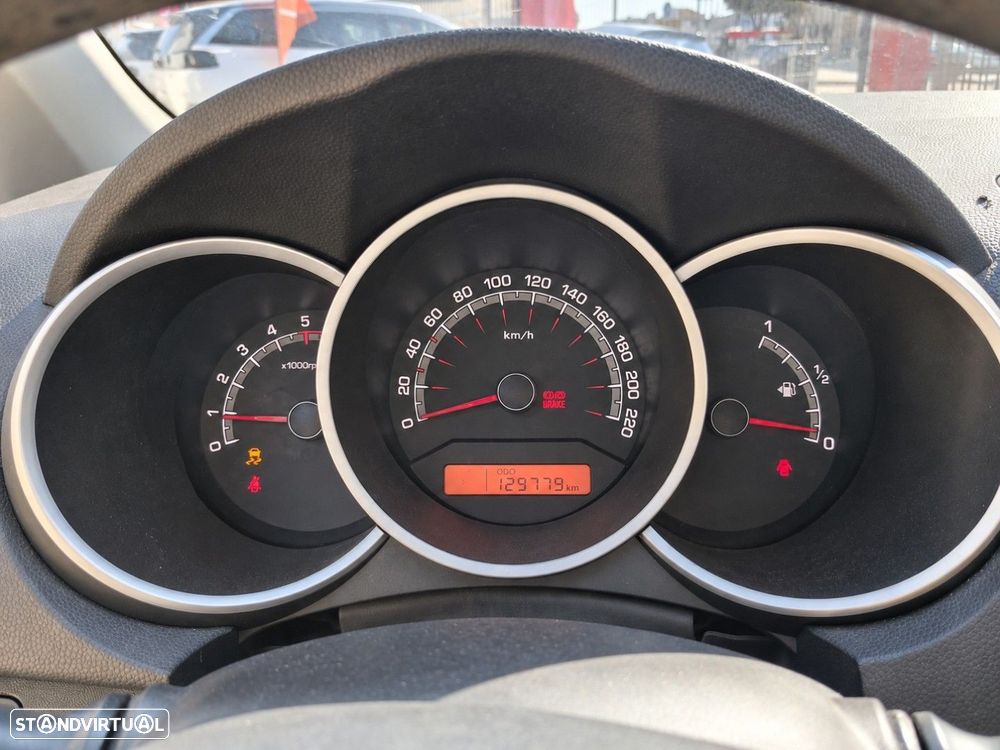 Kia Venga - 20