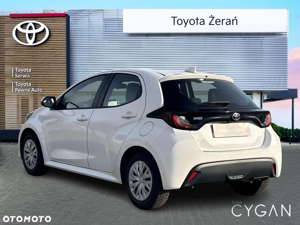 Toyota Yaris - 7